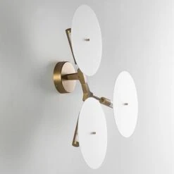 Applique Murale Acrylique Blanc Et Métal Doré Vera