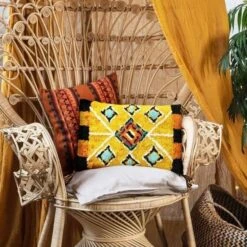 Coussin Berbere Color - 30 X 50 Cm - Jaune -Philips Boutique coussin berbere color 30 x 50 cm jaune 3218113051209 461306