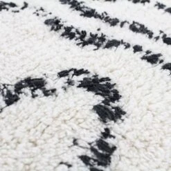 Coussin Berbere Ethno - 40 X 60 Cm - Beige Naturel Et Noir -Philips Boutique coussin berbere ethno 40 x 60 cm beige naturel et noir 3218116040712 461398