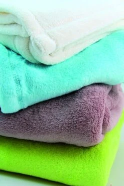 Couverture Microfibre Microlon Nougat Doux Nid 6 Couverture Microfibre Microlon Nougat Doux Nid -Philips Boutique couverture microfibre microlon nougat doux nid 3120760047910 57049