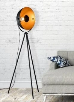 Lampadaire Trépied Métal Noir Nady -Philips Boutique lampadaire trepied metal noir nady 3248116632303 265620