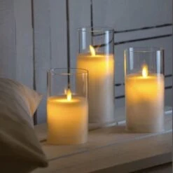 Set De 3 Bougies En Cire, Verre LED Flamme En Mouvement - H 12,5 Et 17,5 Cm Et D 7,5 Cm -Philips Boutique set de 3 bougies en cire verre led flamme en mouvement h 12 5 et 17 5 cm et d 7 5 cm 8024199044777 536254